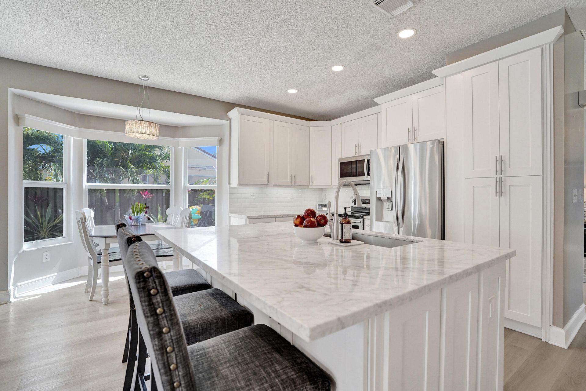 18930 NW 10th Terrace, Pembroke Pines, FL 33029 Photo