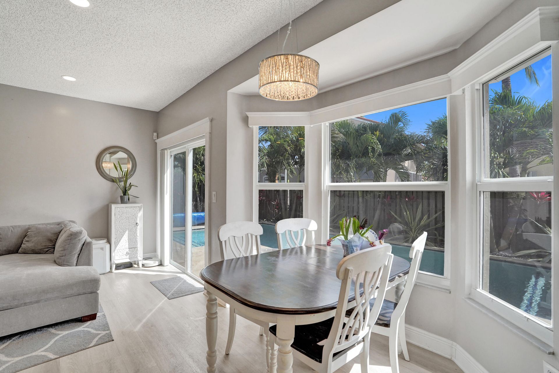 18930 NW 10th Terrace, Pembroke Pines, FL 33029 Photo
