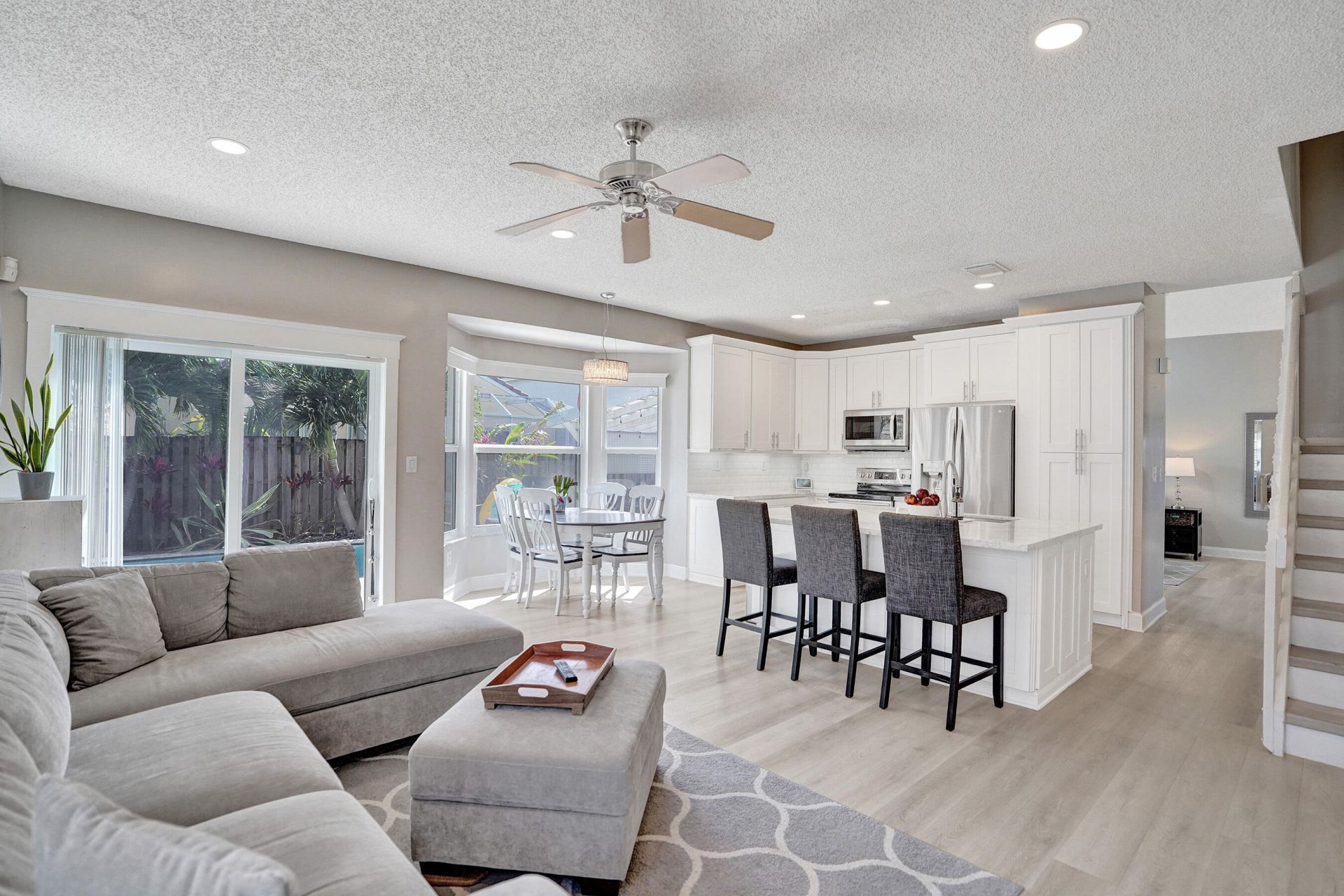 18930 NW 10th Terrace, Pembroke Pines, FL 33029 Photo