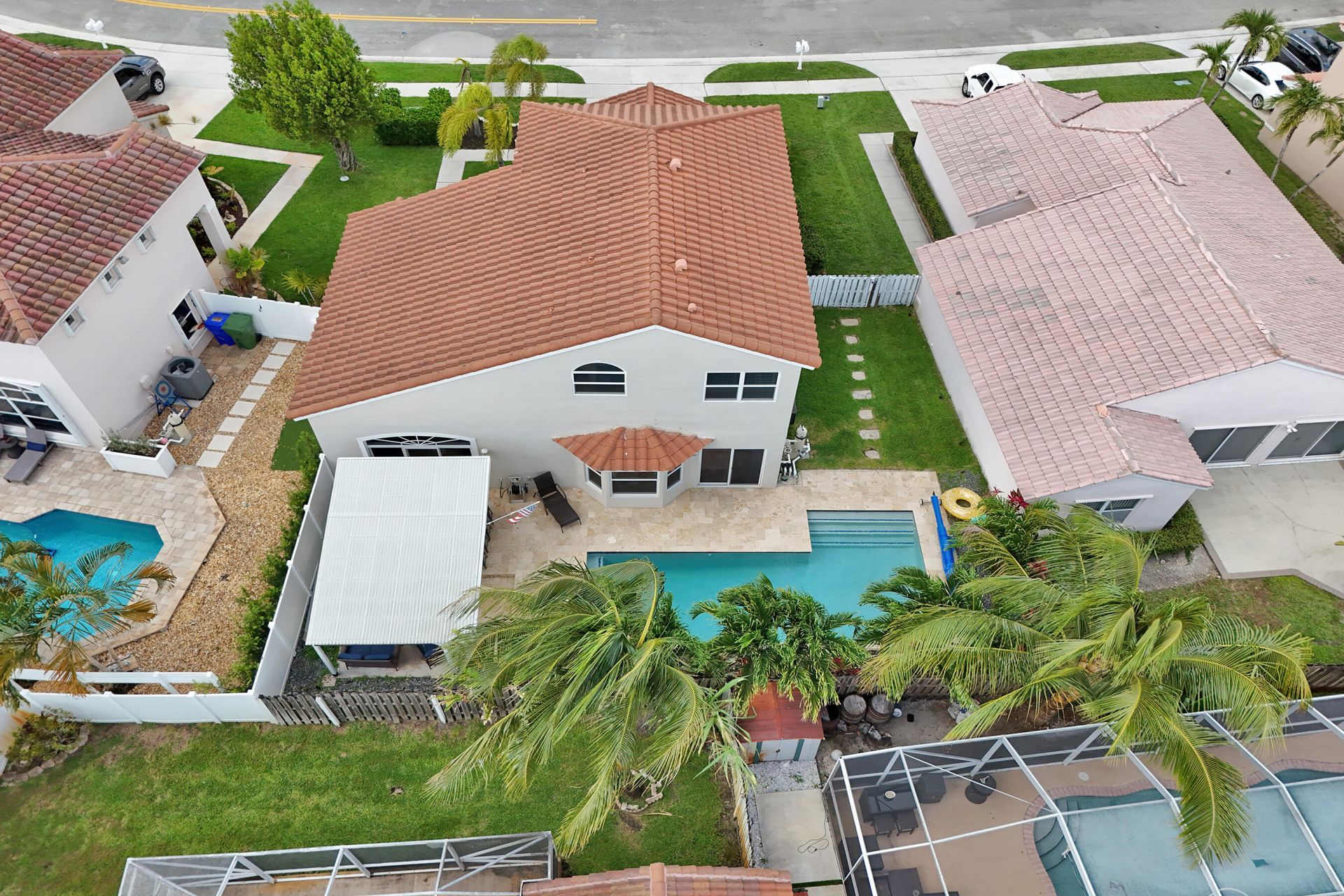 18930 NW 10th Terrace, Pembroke Pines, FL 33029 Photo