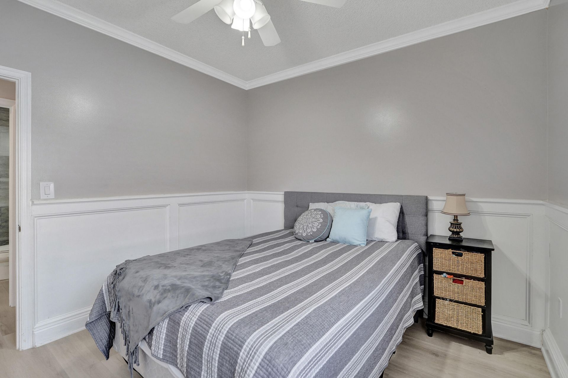 18930 NW 10th Terrace, Pembroke Pines, FL 33029 Photo