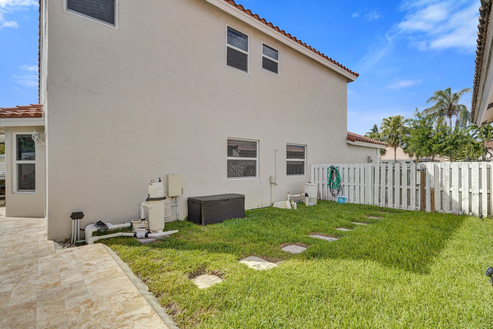 18930 NW 10th Terrace, Pembroke Pines, FL 33029 Photo