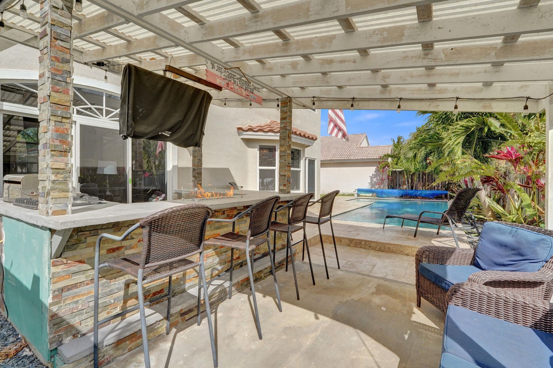 18930 NW 10th Terrace, Pembroke Pines, FL 33029 Photo