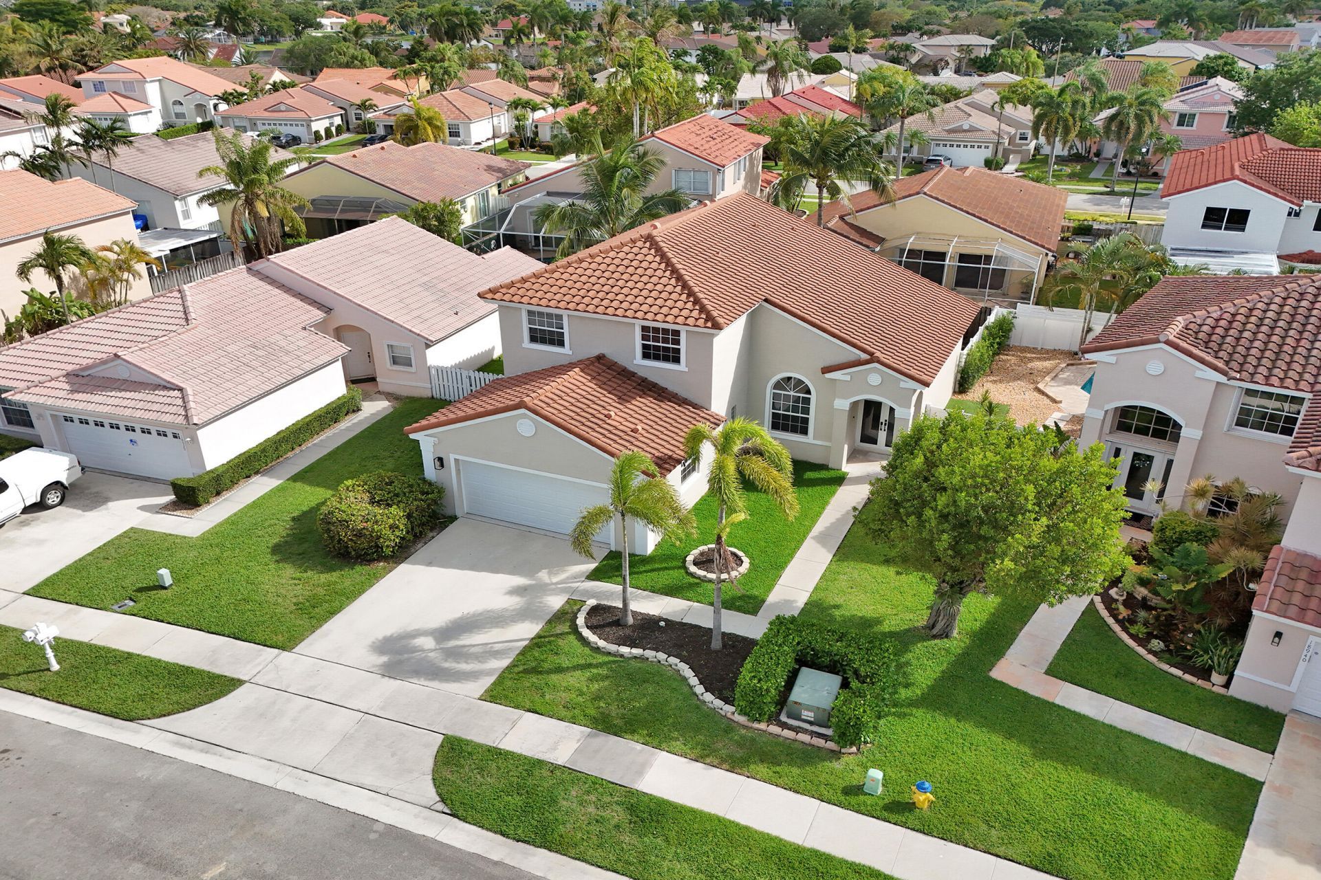 18930 NW 10th Terrace, Pembroke Pines, FL 33029 Photo