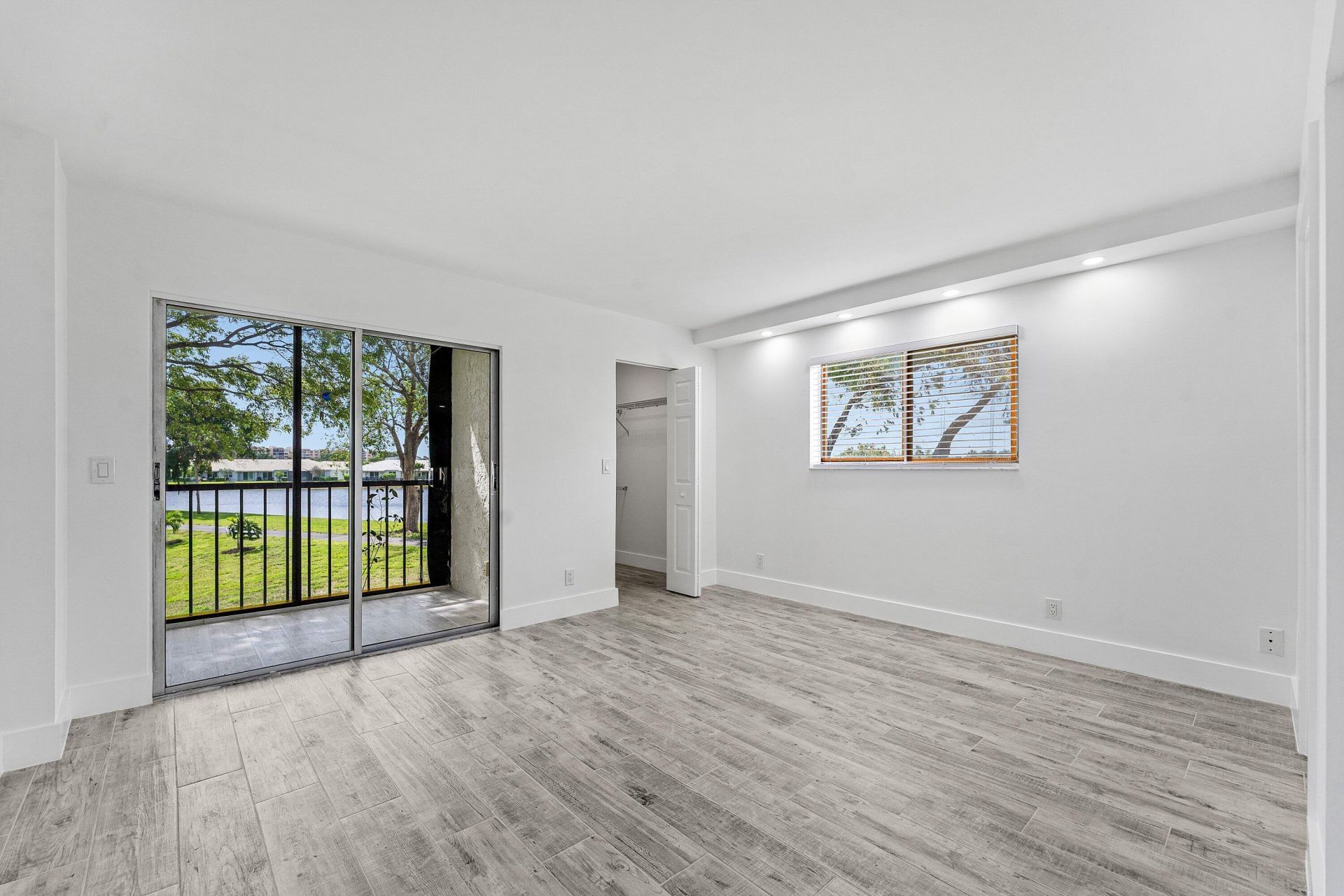 7192 Huntington Lane, Unit 208, Delray Beach, FL 33446 Photo