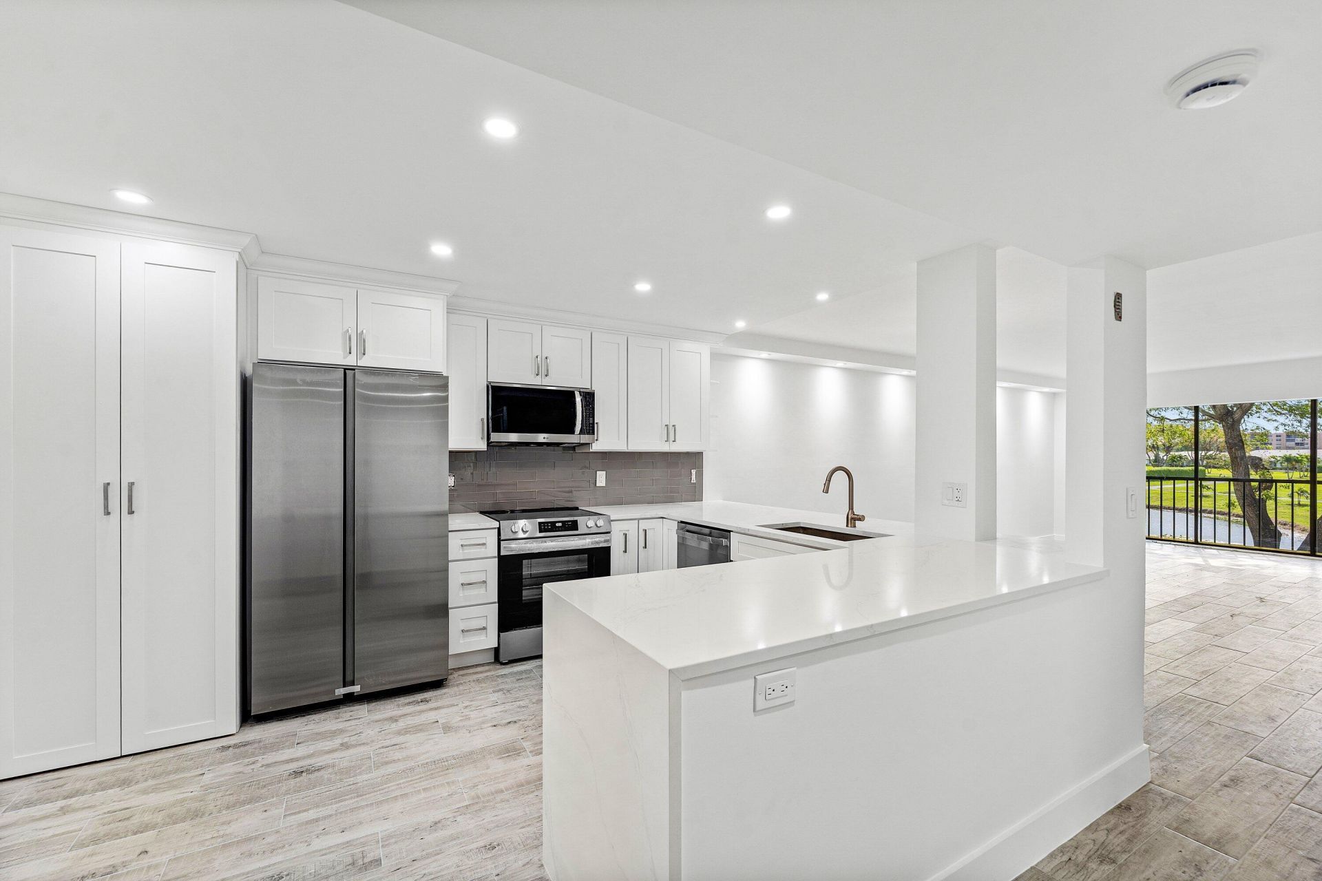 7192 Huntington Lane, Unit 208, Delray Beach, FL 33446 Photo