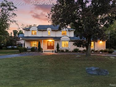 4301 Stony River Drive, Bloomfield Hills, MI 48301