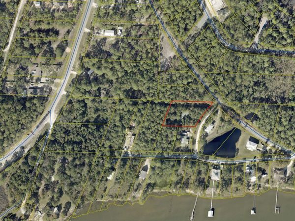 117 Alden Lane, Freeport, FL 32439