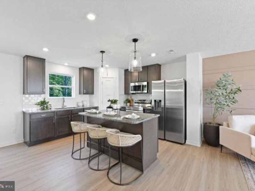 7 Thorton Avenue, Ranson, WV 25438 Main Photo