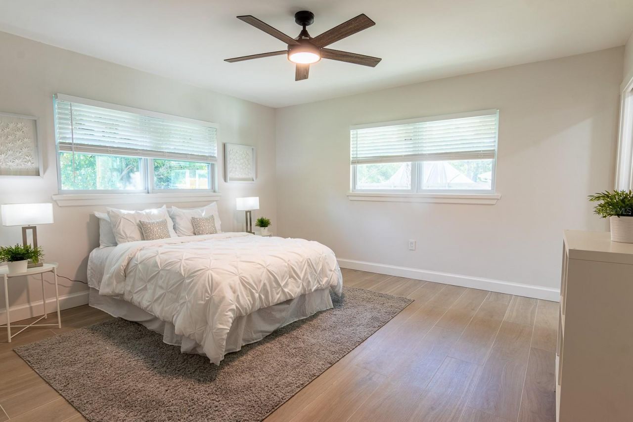 590 45th Street, Sarasota, FL 34234 Photo