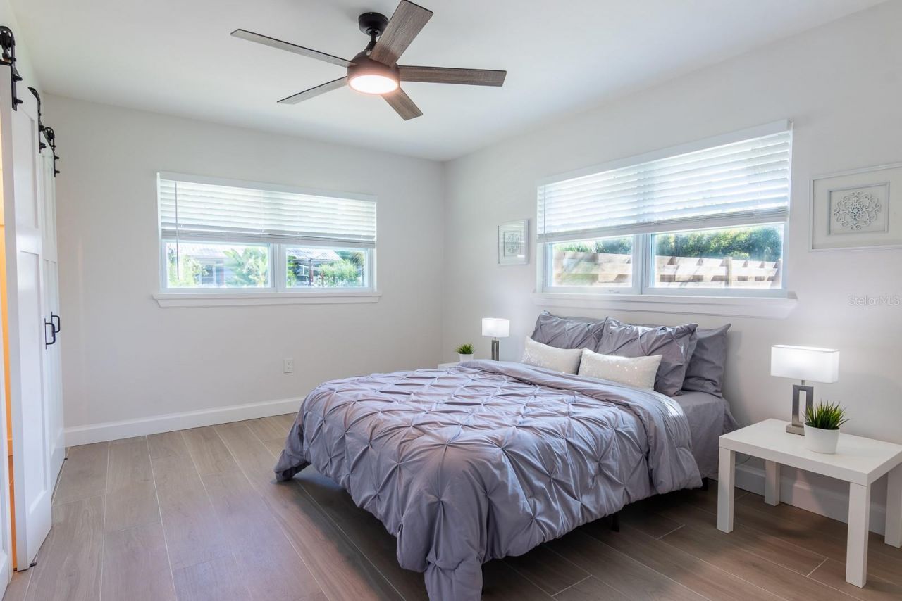 590 45th Street, Sarasota, FL 34234 Photo