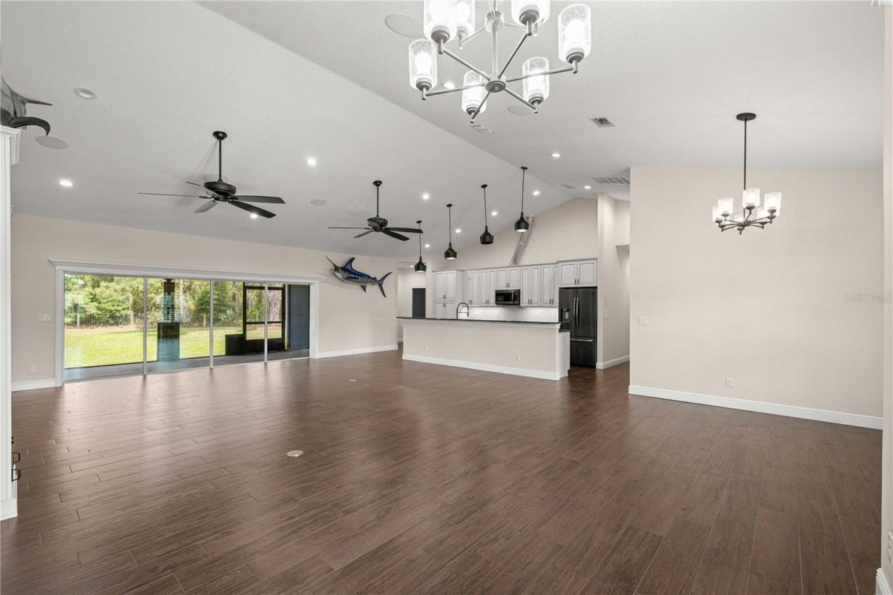 5927 NE 62nd Court Road , Silver Springs, FL 34488 Photo