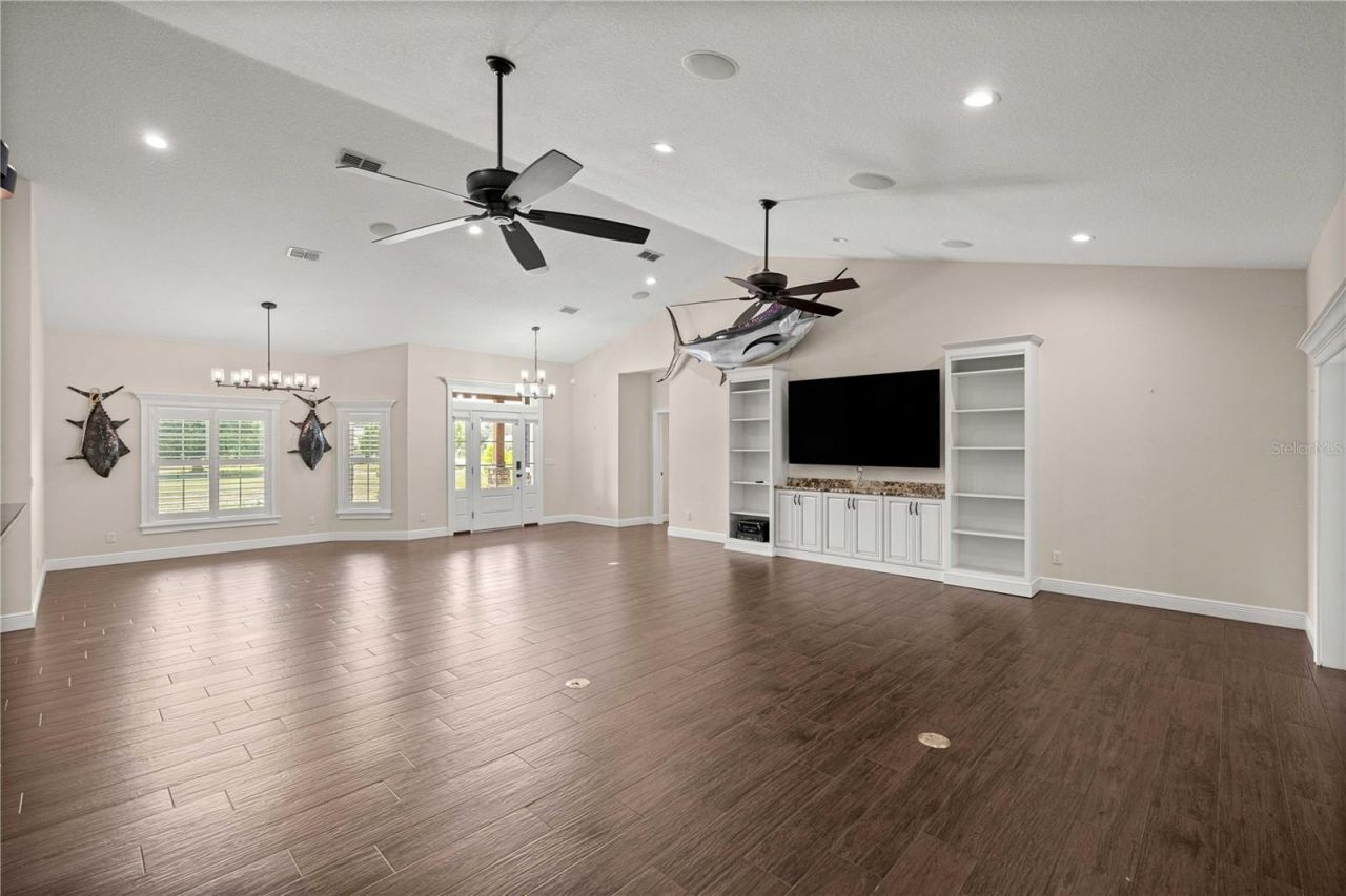 5927 NE 62nd Court Road , Silver Springs, FL 34488 Photo