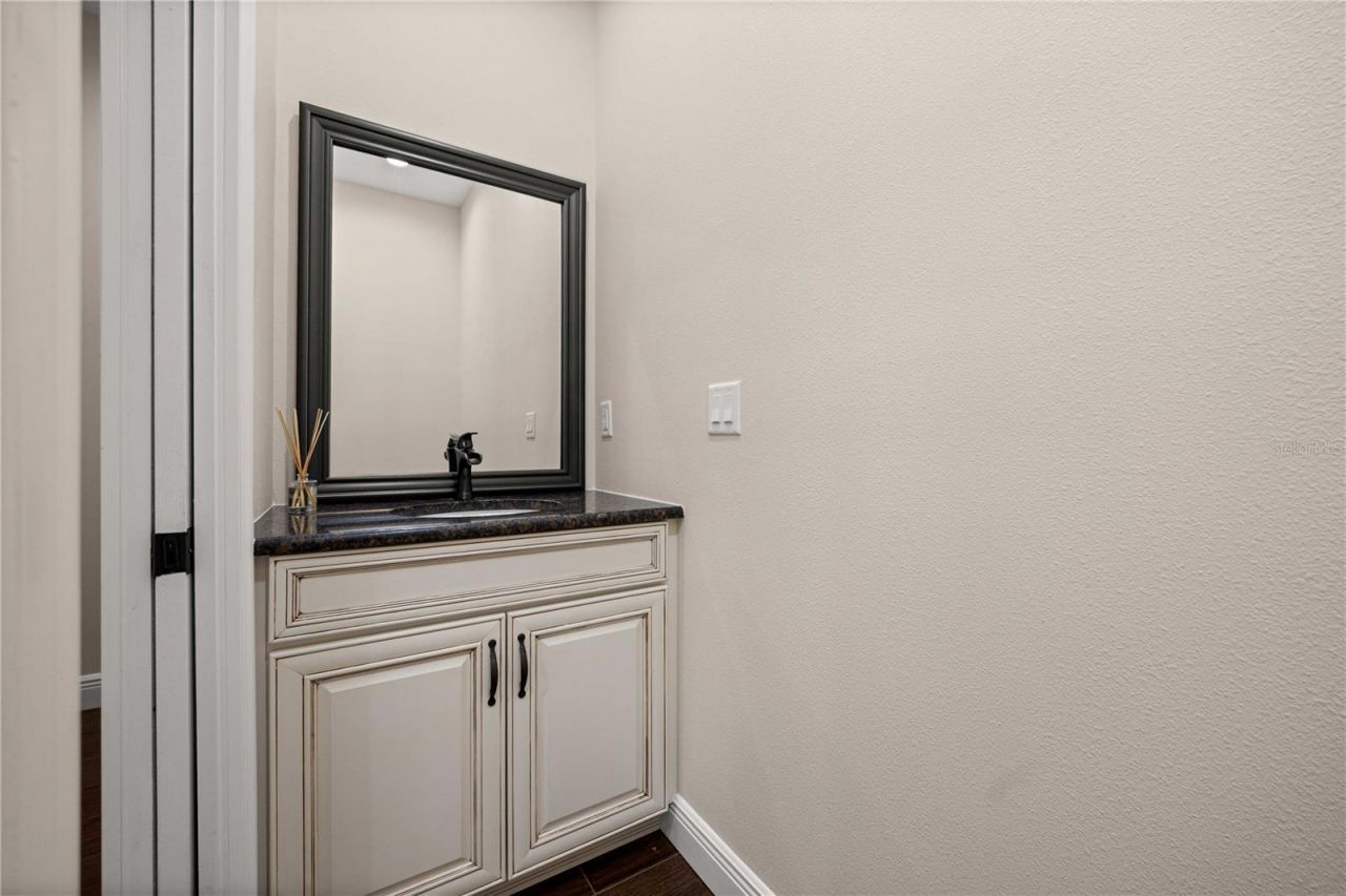 5927 NE 62nd Court Road , Silver Springs, FL 34488 Photo