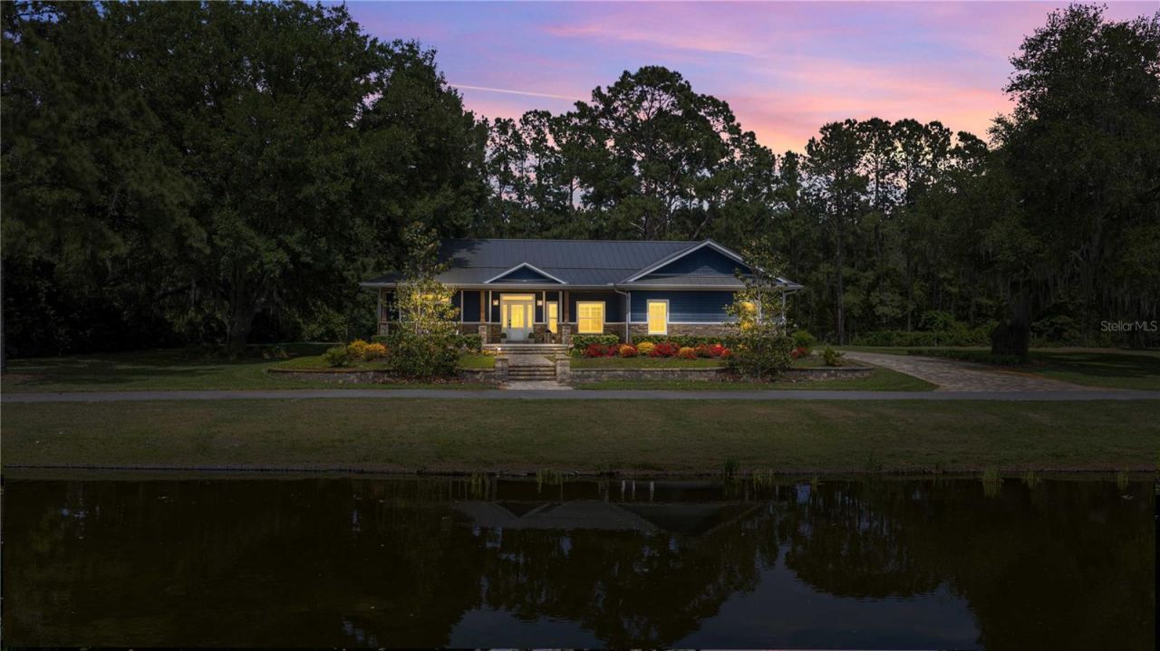 5927 NE 62nd Court Road , Silver Springs, FL 34488 Photo