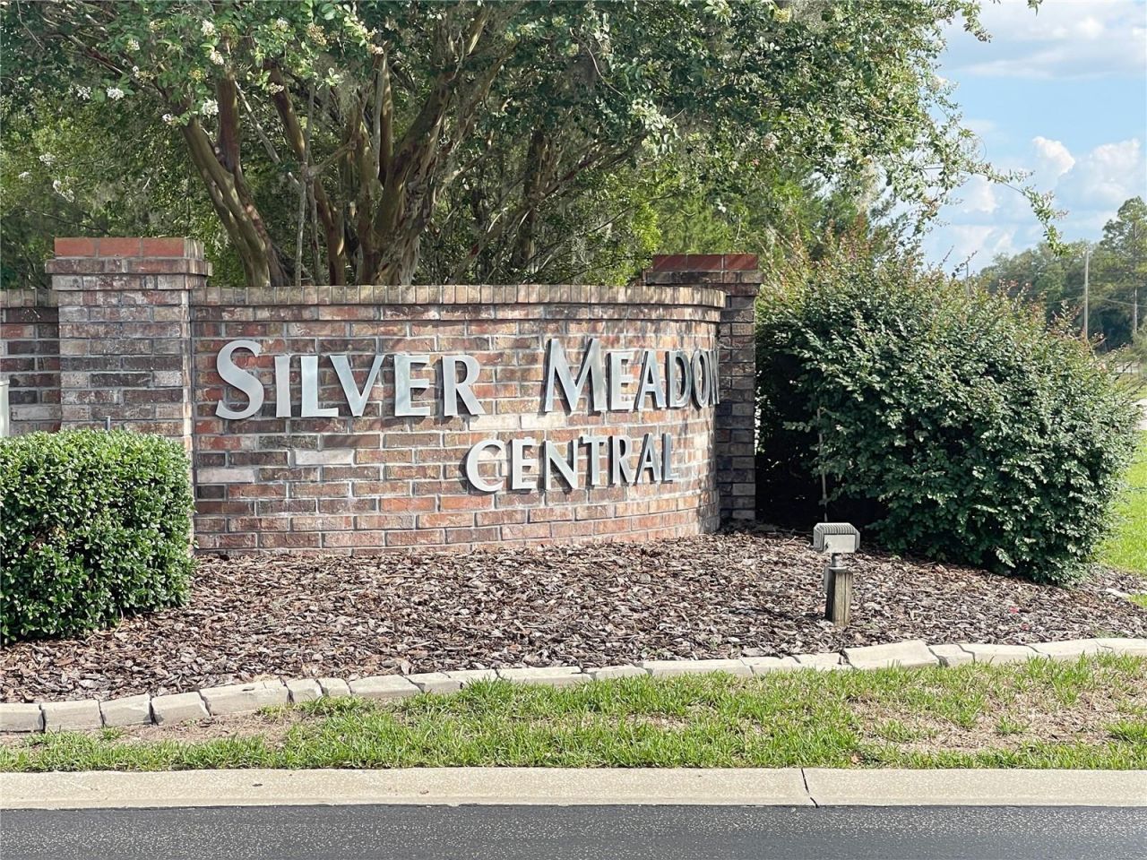 5927 NE 62nd Court Road , Silver Springs, FL 34488 Photo