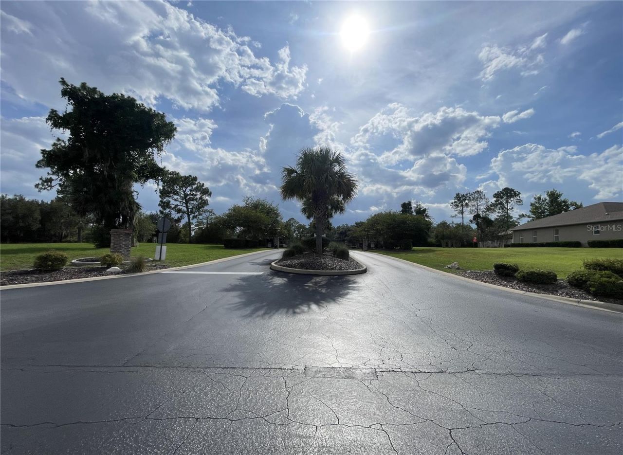 5927 NE 62nd Court Road , Silver Springs, FL 34488 Photo