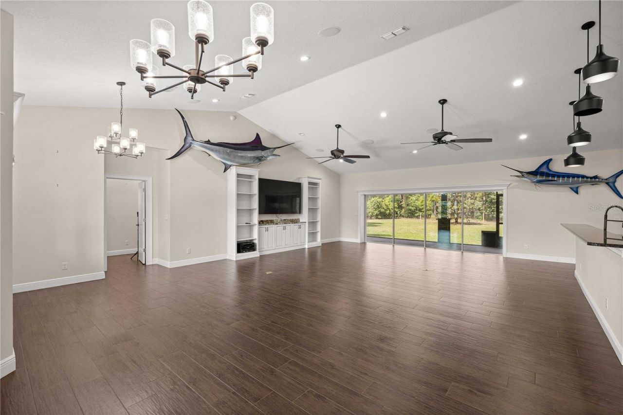 5927 NE 62nd Court Road , Silver Springs, FL 34488 Photo