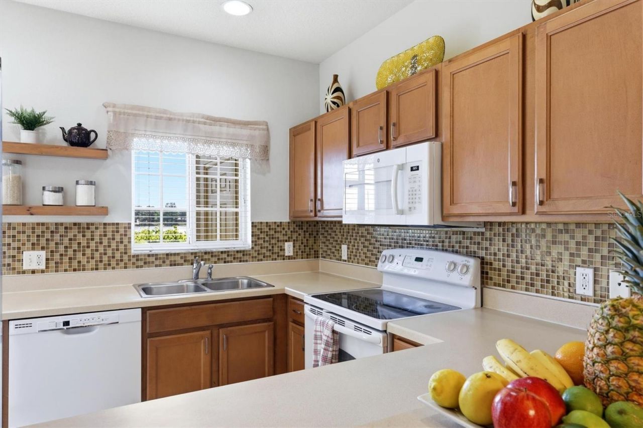 3903 45th Terrace W, Unit 106, Bradenton, FL 34210 Photo