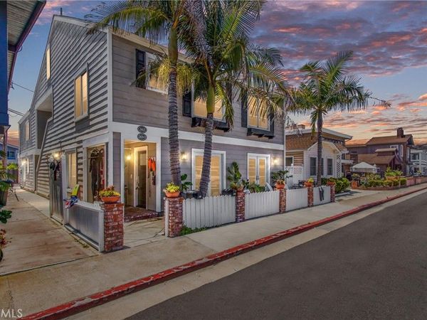 512 1/2 35th Street, Newport Beach, CA 92663