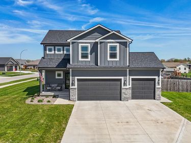 1006 Redbud Circle, Slater, IA 50244