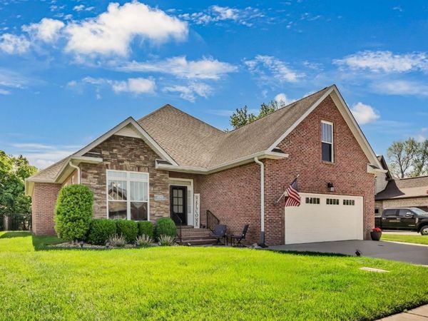 253 Dorchester Cir, Clarksville, TN 37043
