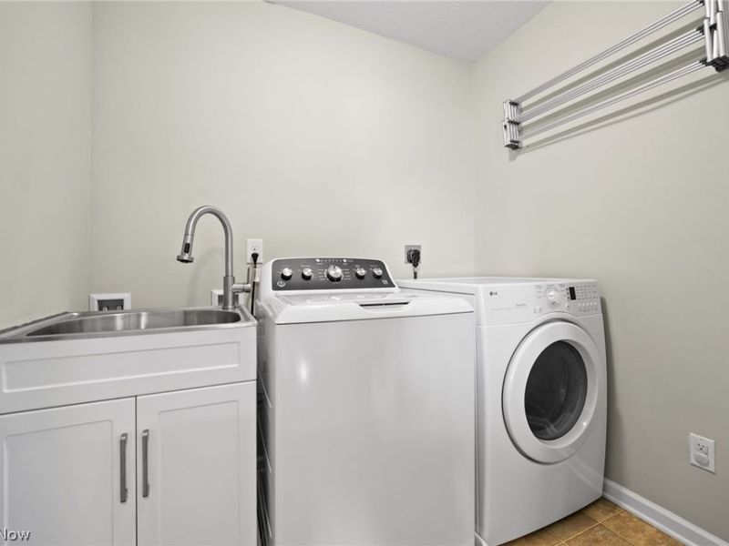 38410 Loman Court , North Ridgeville, OH 44039 Photo 32