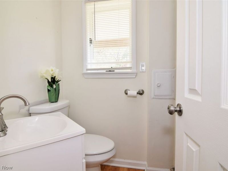 2423 Eaton Road , University Heights, OH 44118 Photo 16