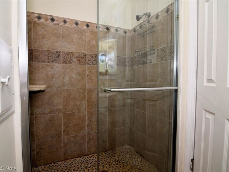 2423 Eaton Road , University Heights, OH 44118 Photo 24