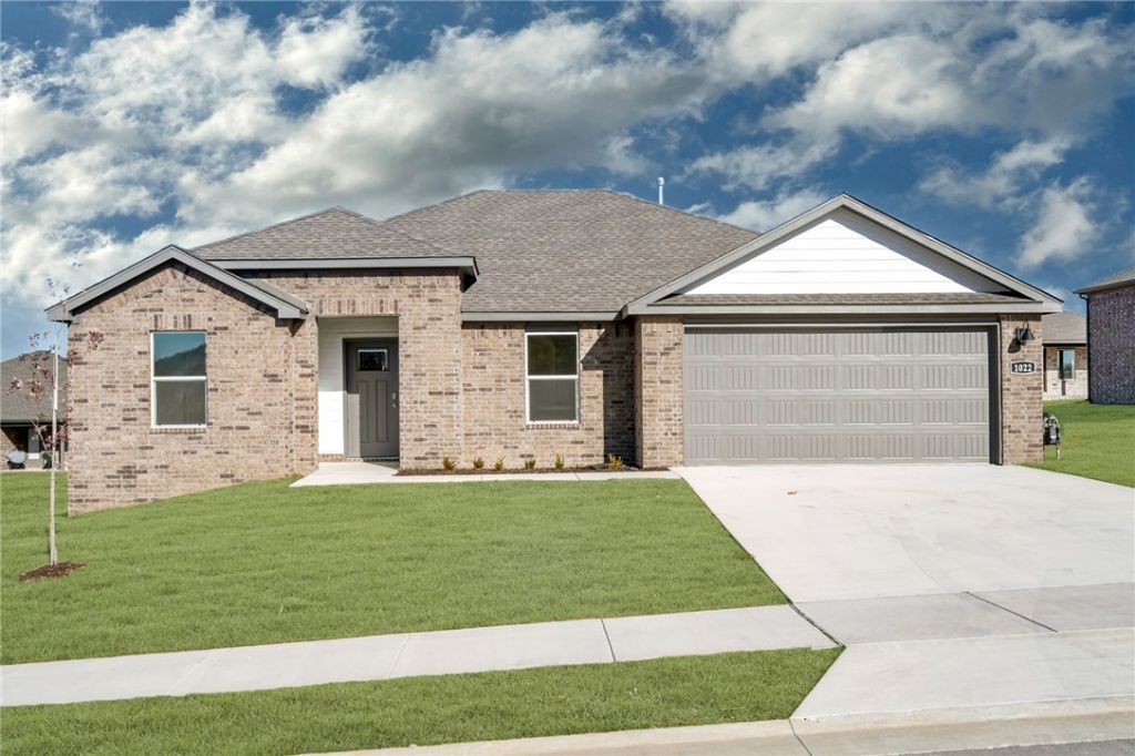 213 Ruggles Street, Pea Ridge, AR 72751 Main Photo