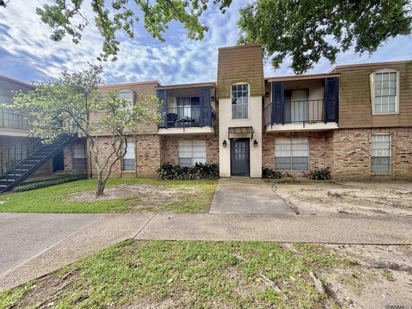 2100 College Dr, Unit #120, Baton Rouge, LA 70808
