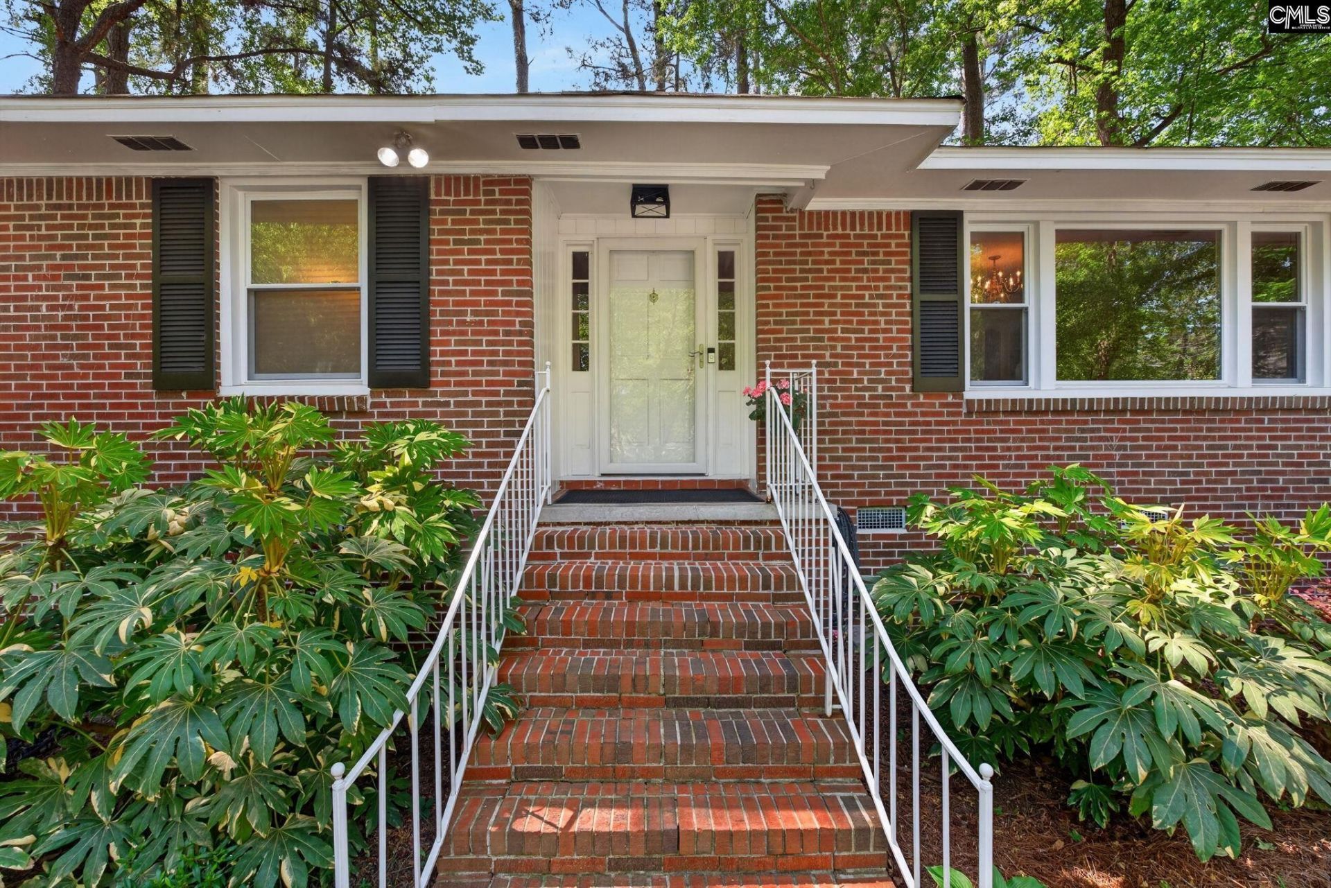 3528 Wolf Circle  Photo 4