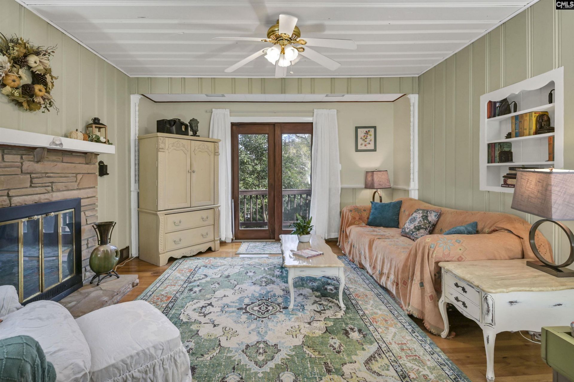 3218 Lakewood Avenue  Photo 11