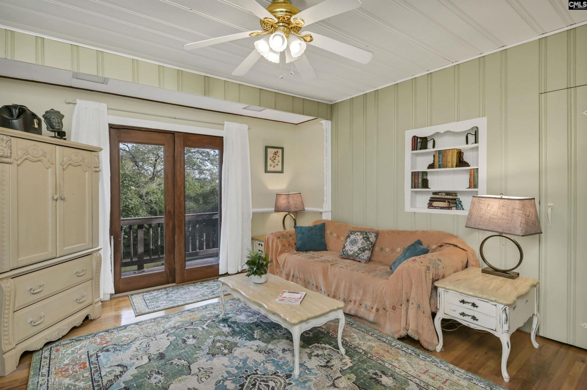 3218 Lakewood Avenue  Photo 13