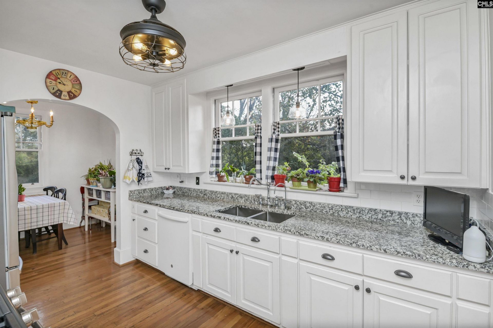 3218 Lakewood Avenue  Photo 16