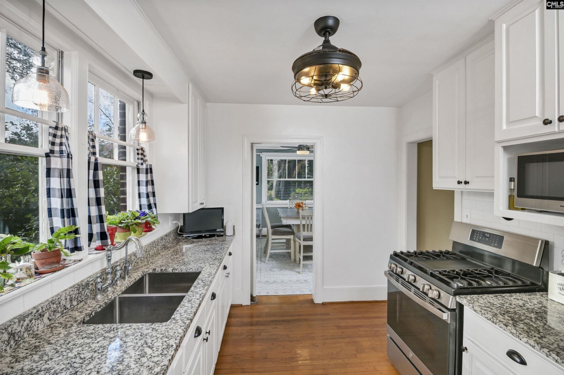 3218 Lakewood Avenue  Photo 18