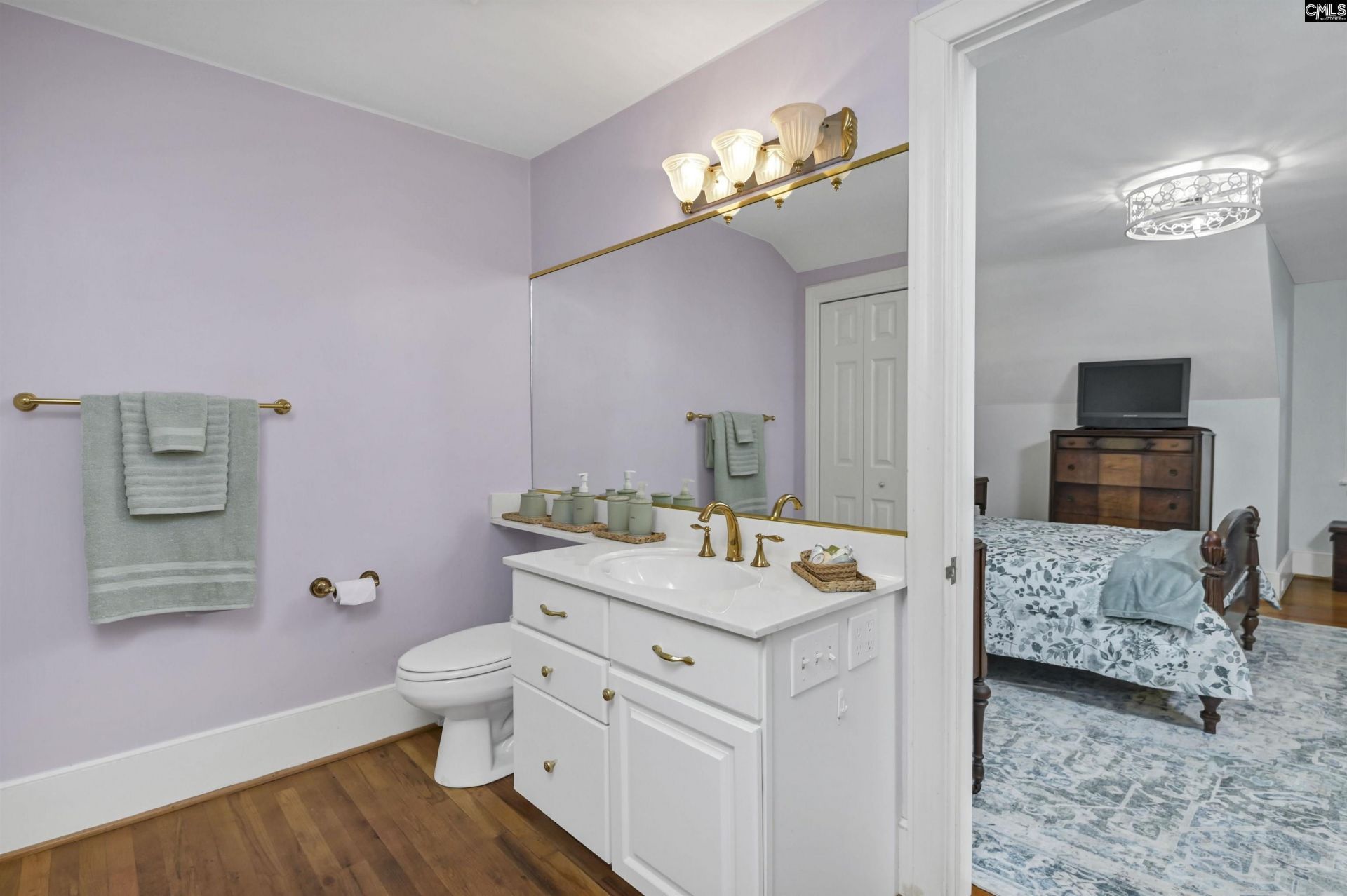 3218 Lakewood Avenue Photo 22