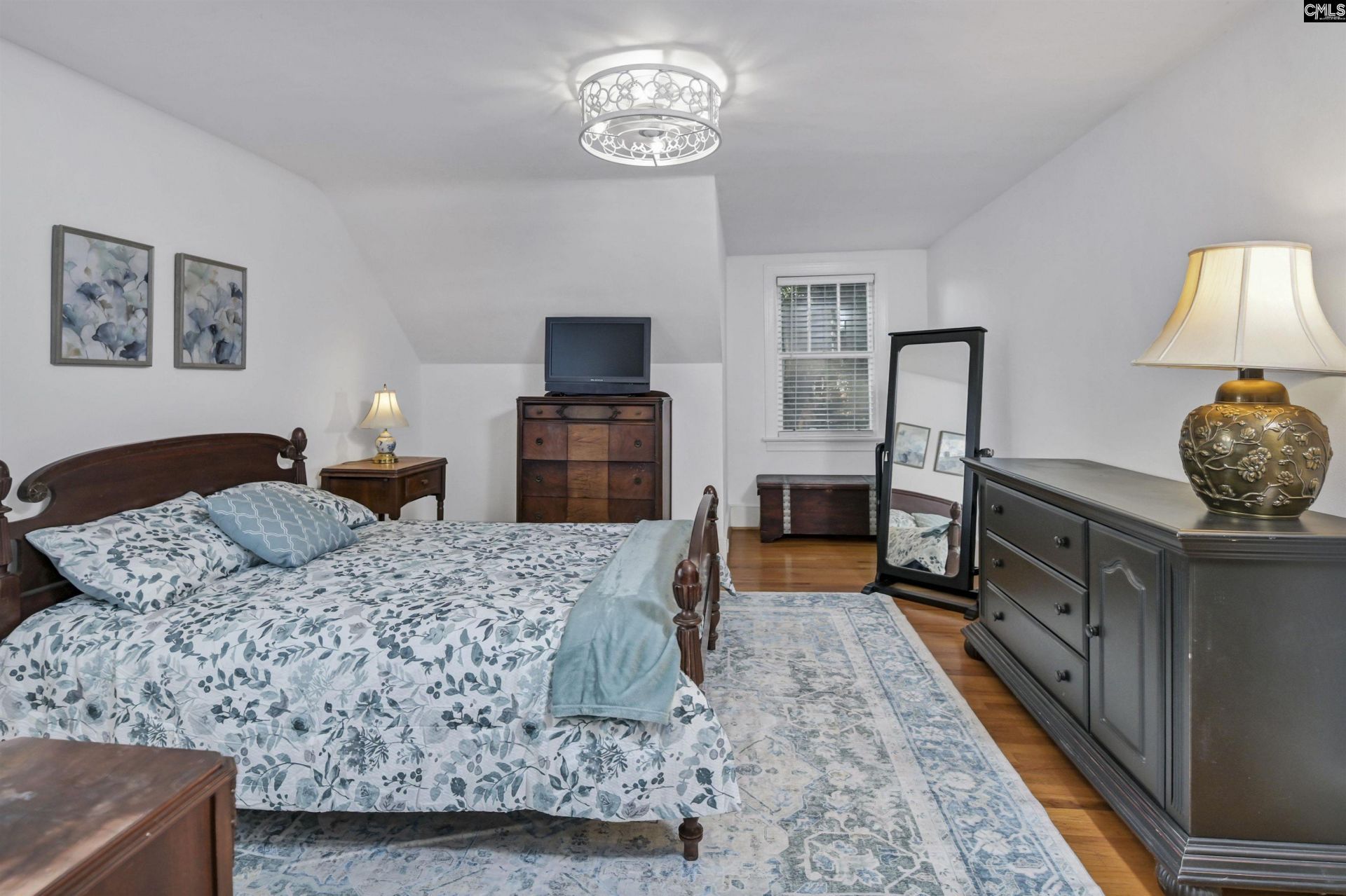 3218 Lakewood Avenue  Photo 24