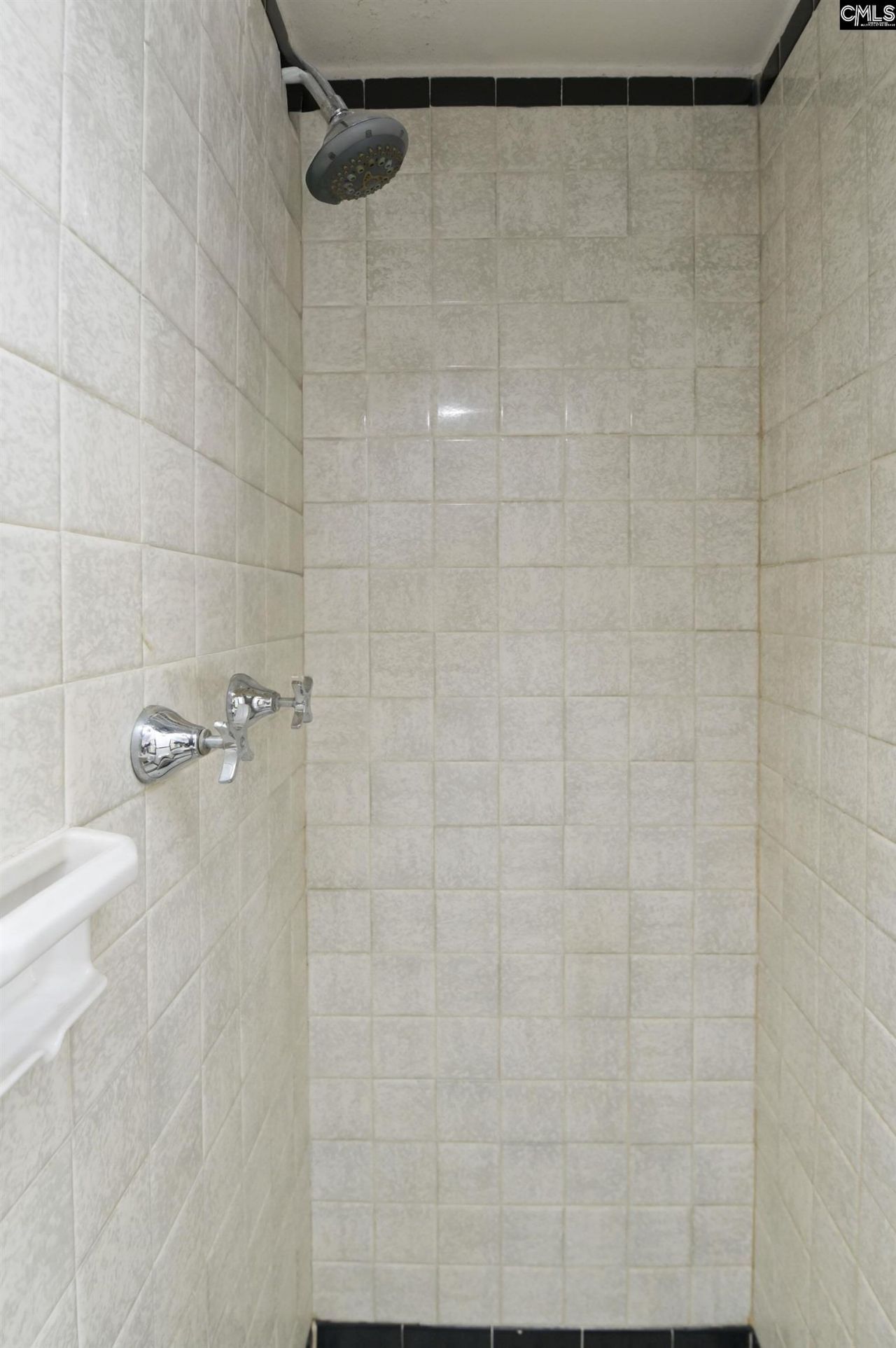 3218 Lakewood Avenue  Photo 34