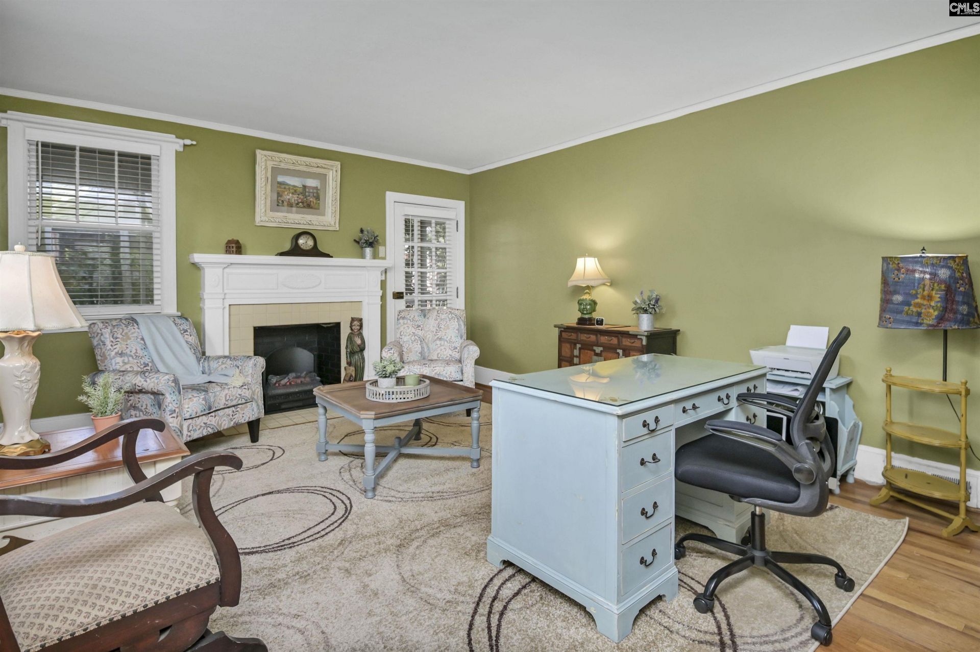 3218 Lakewood Avenue  Photo 6