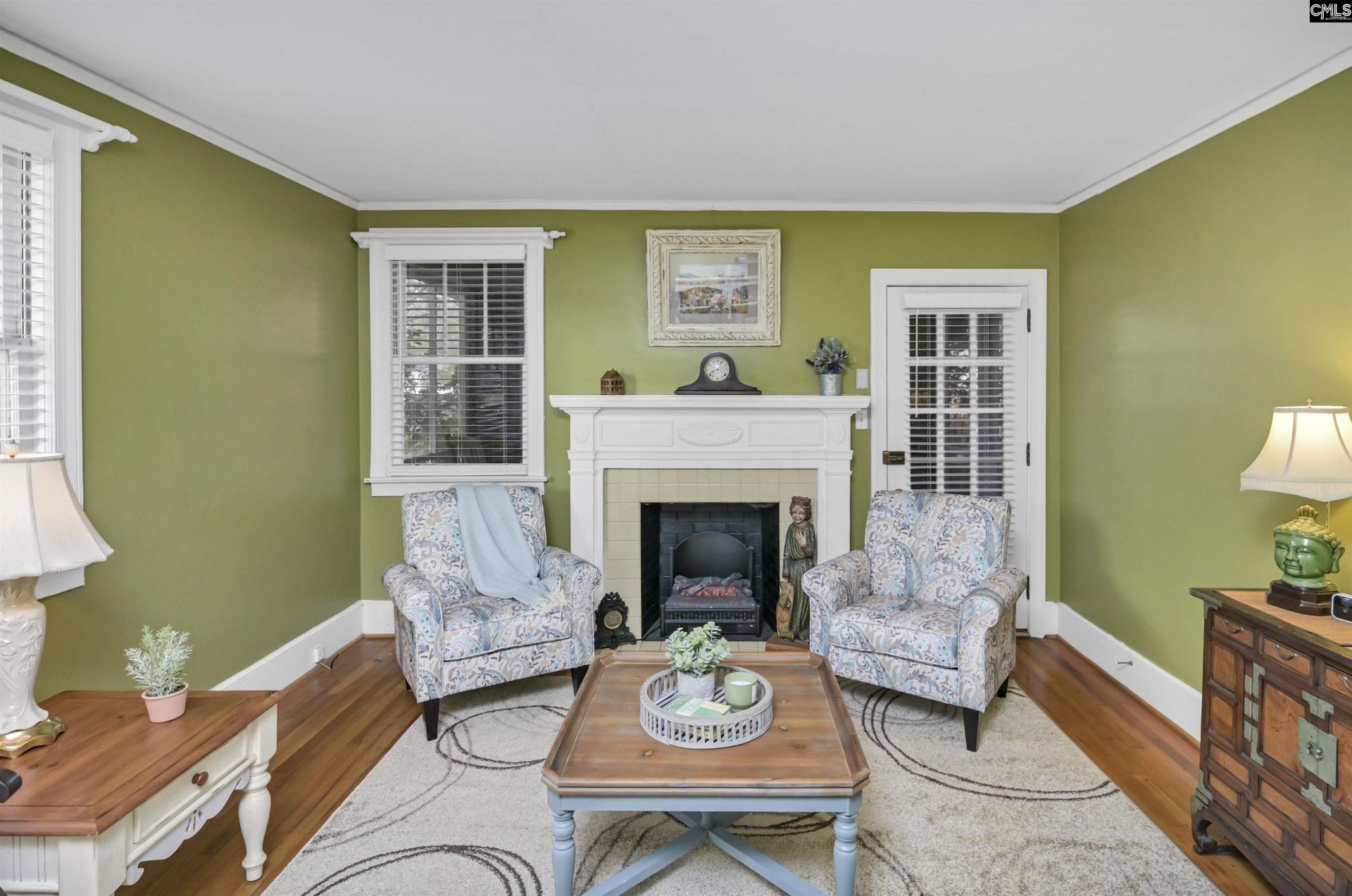 3218 Lakewood Avenue  Photo 7