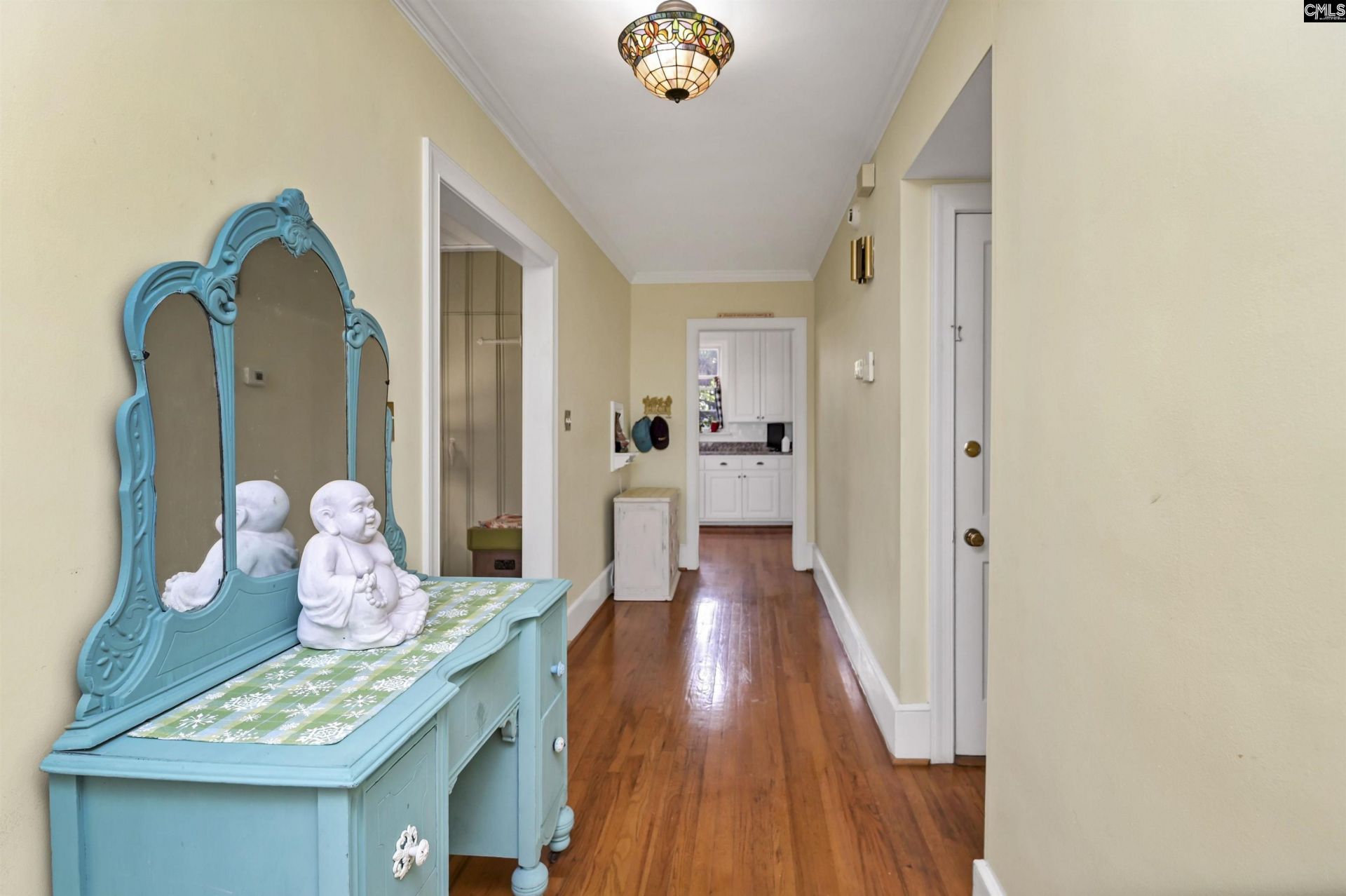 3218 Lakewood Avenue  Photo 9