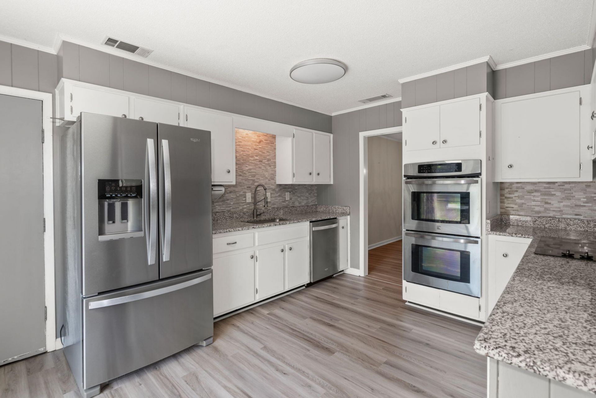140 Franklin Circle Photo 14