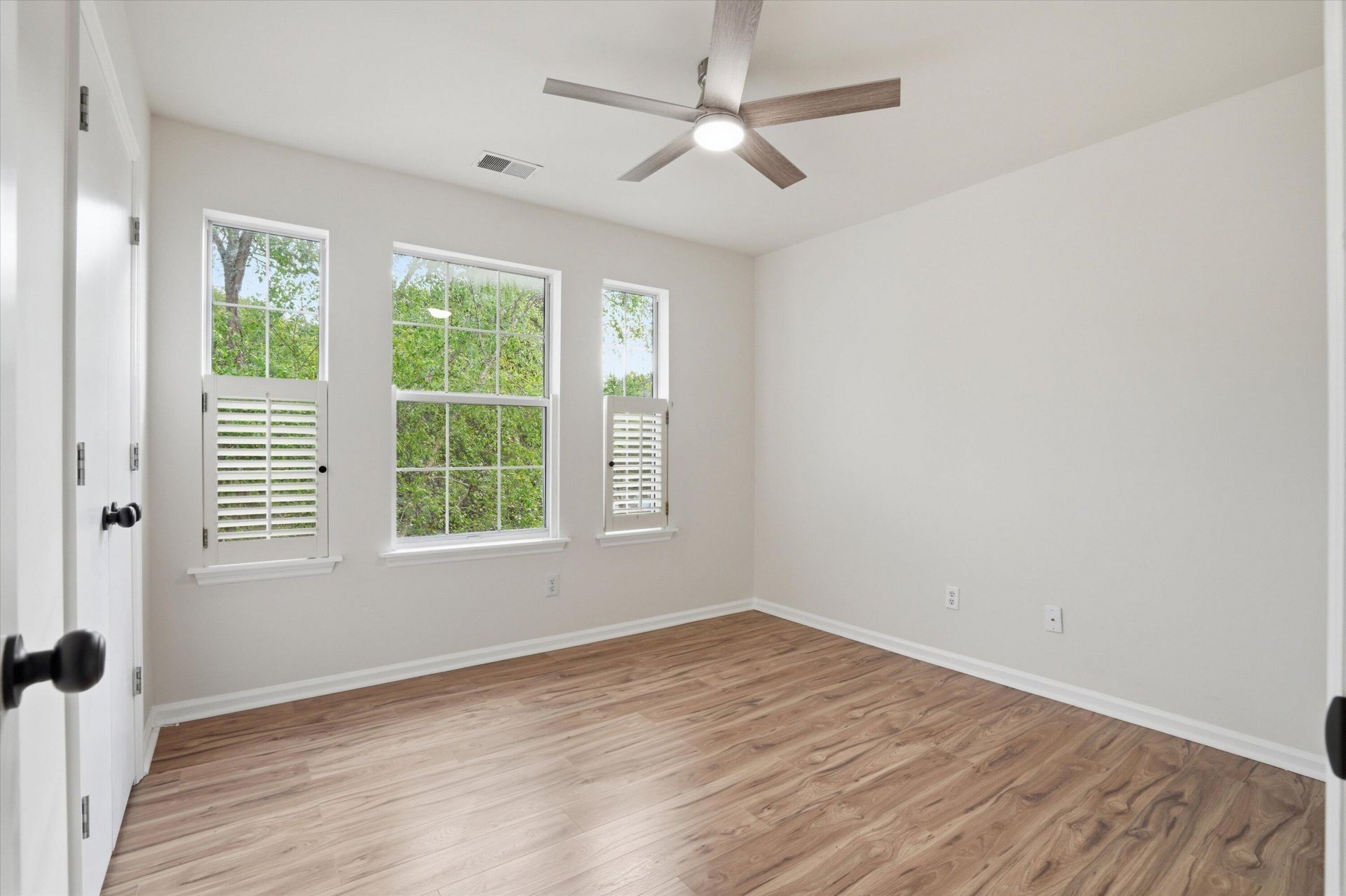 1561 Harborsun Drive Photo 18