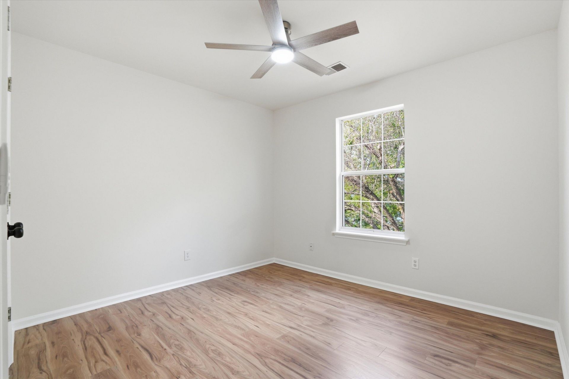 1561 Harborsun Drive Photo 20