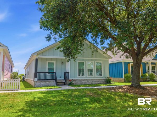 927 Periwinkle Lane, Foley, AL 36535