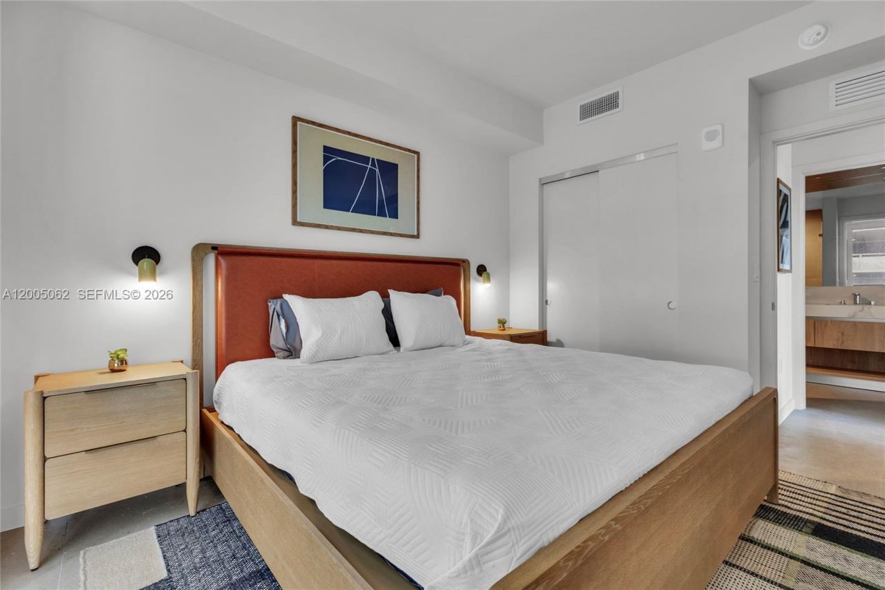 11 NE 6th St , Unit 407, Miami, FL 33132 Photo