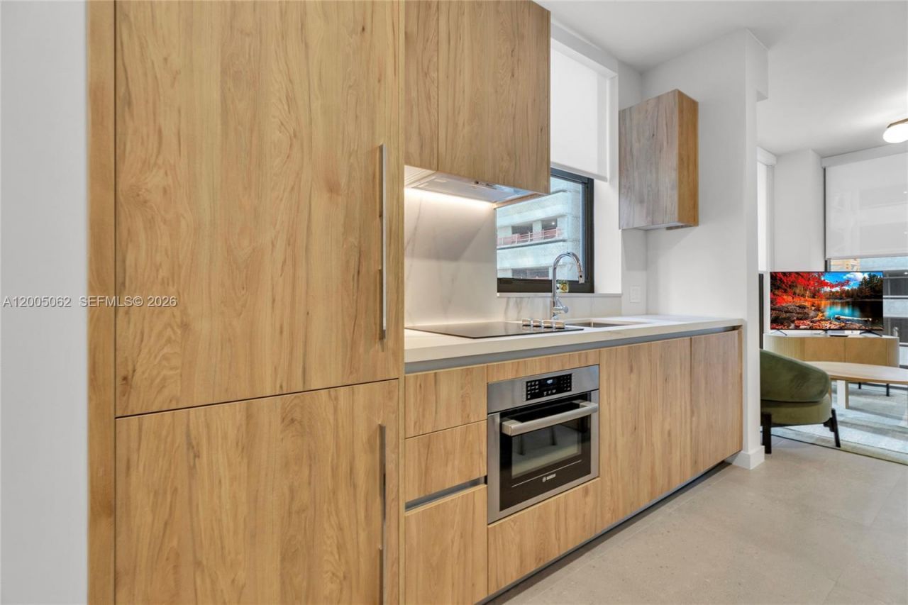 11 NE 6th St , Unit 407, Miami, FL 33132 Photo