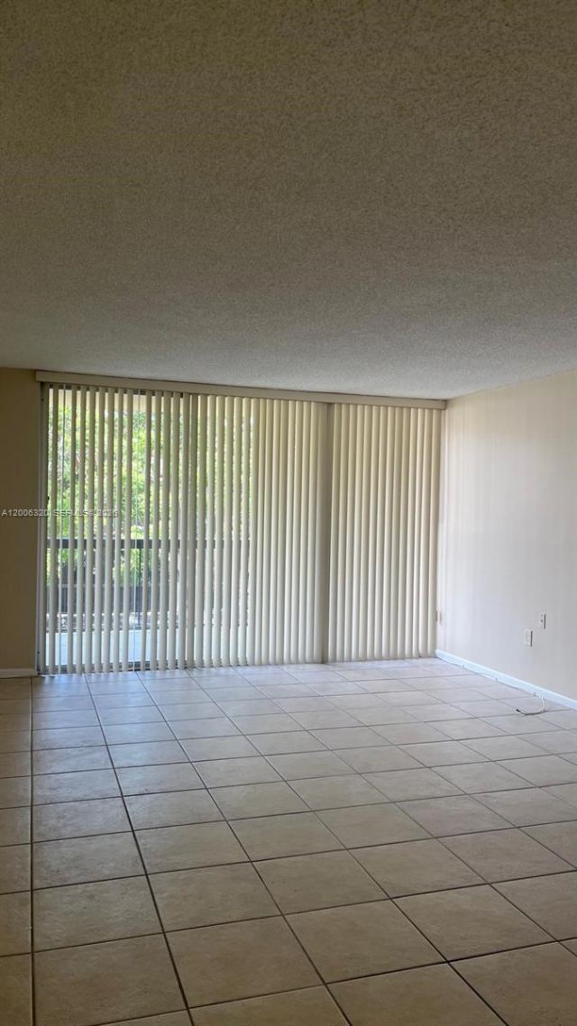 10625 SW 112th Ave, Unit 301, Miami, FL 33176 Photo