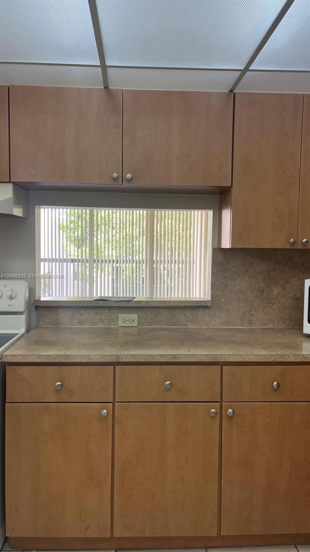 10625 SW 112th Ave, Unit 301, Miami, FL 33176 Photo